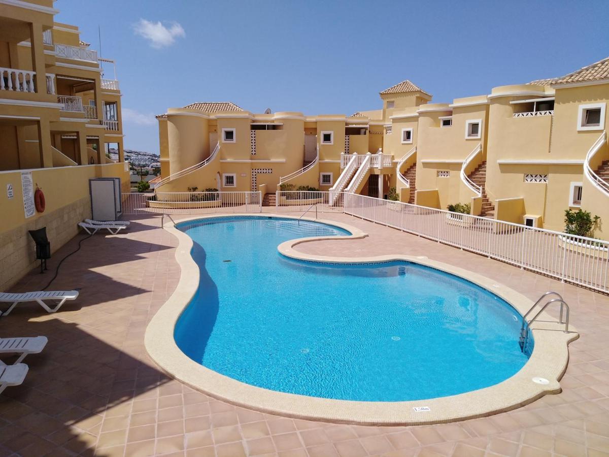 Apto. Pina De Mar Apartman Costa Adeje  Kültér fotó